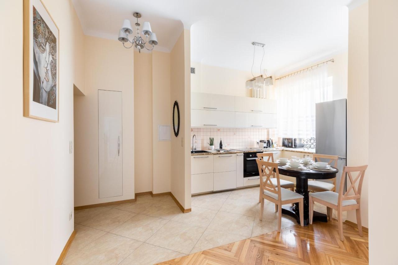 P&O Serviced Apartments Plac Konstytucji Varšava Exteriér fotografie